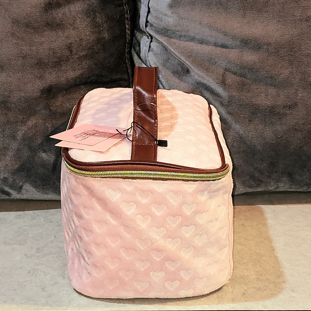NWT JUICY COUTURE PINK TRAVEL COSMETIC BAG & BLACK HANGING TOILETRY BAG BUNDLE